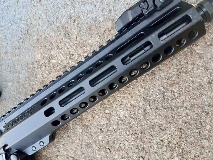 Best AR-15 Handguard - Ask the Experts - AR Build Junkie